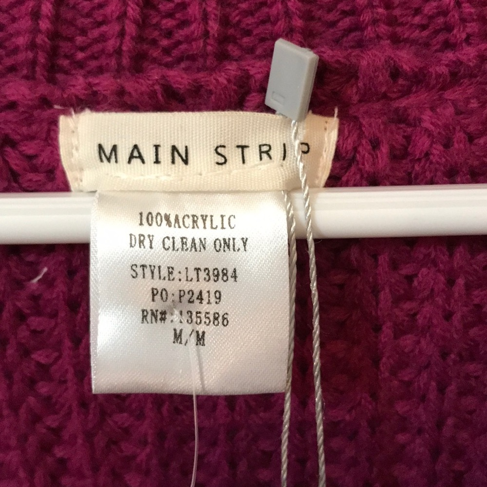 Distressed sweater - Picture 3 of 3